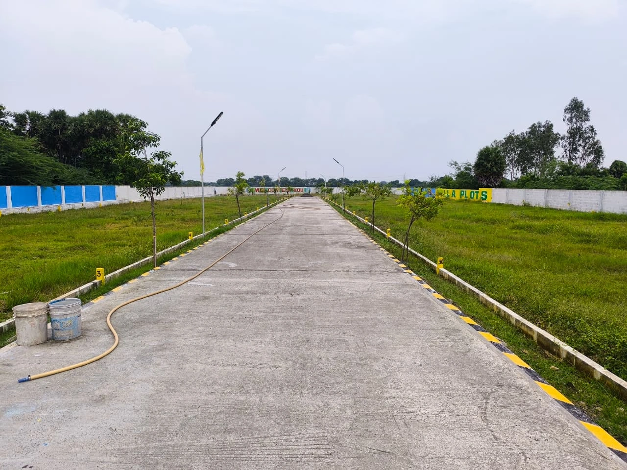 Plot Promoters in Mannivakkam